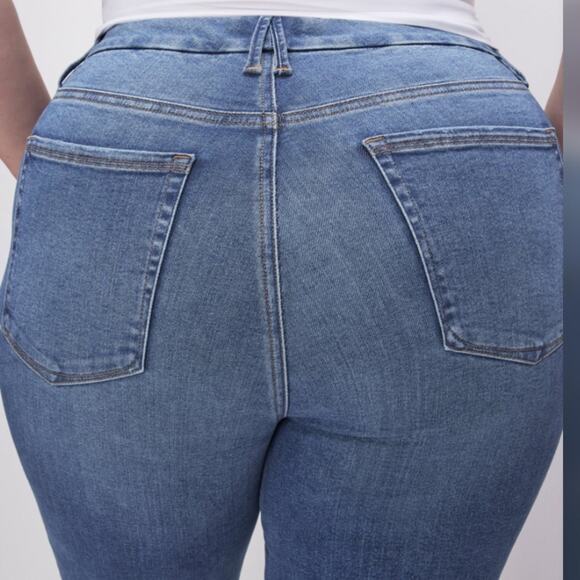 New $159 Good American ALWAYS FITS GOOD LEGS STRAIGHT JEANS 28-32 PLUS NWT - Picture 3 of 16